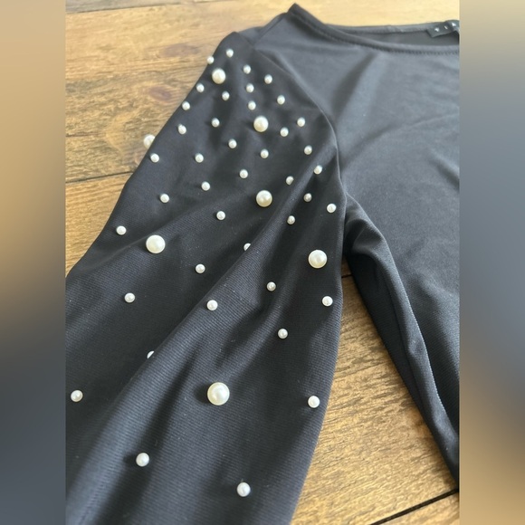 TIANA B Black Cocktail shift Dress with Long Bishop Pearl Sleeves - Picture 12 of 13